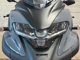 Yamaha Tricity 300