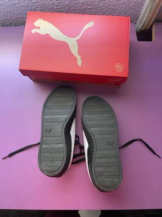 Zapatillas Puma Mujer Negras y Blancas