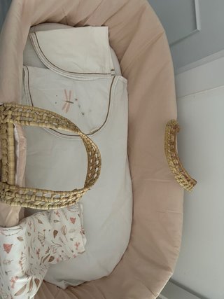 Cuco mimbre balancín + vestiduras.