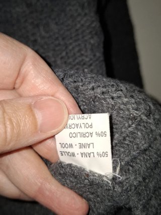 Maglione grigio lavorato