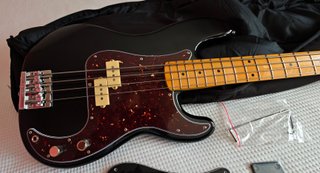 Fender Precision Sire P5 Black Bass