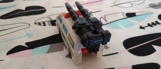 Transformers Ambulancia con Cañones. Hasbro 1986.