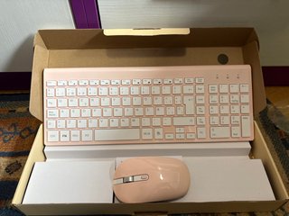 Teclado y Ratón Inalámbricos Rosas