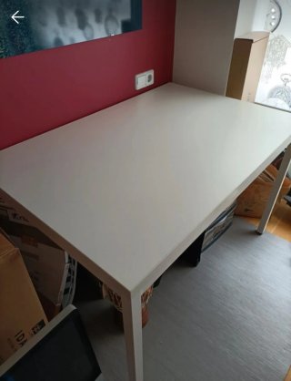 Mesa de estudio/trabajo blanca