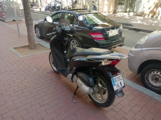 Honda SH Scooter Negra