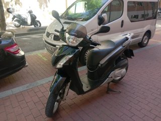 Honda SH Scooter Negra