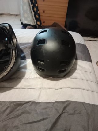 Cascos patín.los dos por 20€ eléctrico.monopatin.e