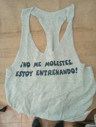 Lote 3 Camisetas Gym Nike Talla S