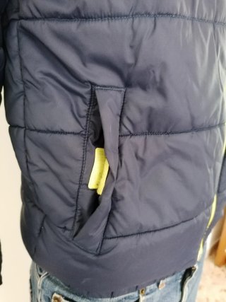 Piumino con cappuccio "Decathlon" t. 13-14 anni.