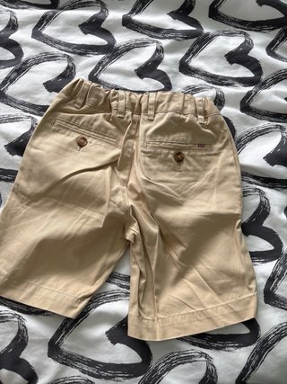 Pantalón corto beige