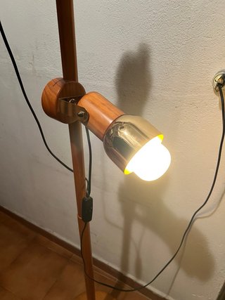 Lámpara de pie madera y metal