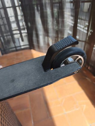 Patinete de acrobacias negro