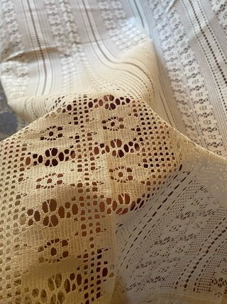 Funda de sofá beige de tela