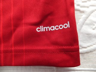 Camiseta Fútbol España Adidas Talla XL. Nueva.