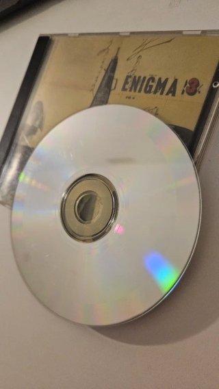 CD Enigma 3 Le Roi est mort, vive le Roi