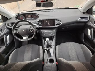 Peugeot 308 2015
