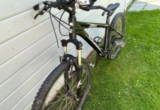 Bicicleta Cube Aim 26 24 vel.