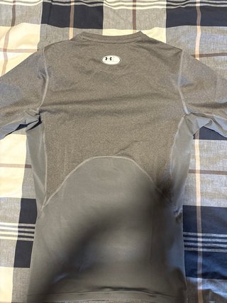 Camiseta compresión Under Armour gris , nueva