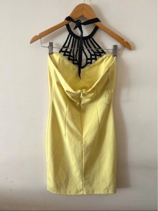 Vestido halter pedrería plateada
