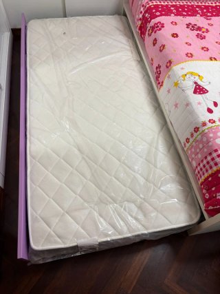 Cama nido infantil de 200x110. Cama inferior de 90