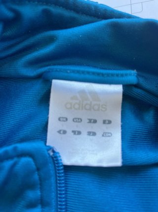 Chaqueta deportiva Adidas azul