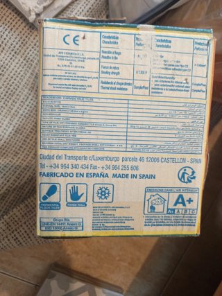 26 Azulejos Gres Porcelánico Nuevos