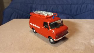 Bedford CF250 Vigili del Fuoco 1:43