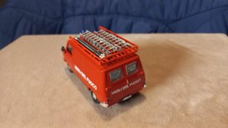 Bedford CF250 Vigili del Fuoco 1:43