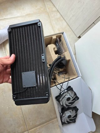 MSI MAG Coreliquid 240R V2 (Para piezas)