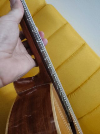 Requinto Bartolomé Lozano