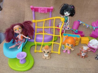 Lote Juguetes Infantil Casa Árbol Muñecas
