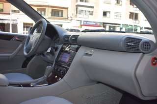 Mercedes-Benz Clase C 2005