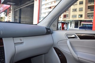 Mercedes-Benz Clase C 2005