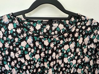 Vestido estampado floral negro