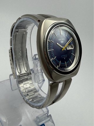 Seiko 5 Sports Automático 6319-8070