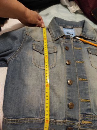Chaqueta vaquera corta celeste desgastado Talla L