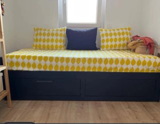Diván Cama IKEA BRIMNES Negro