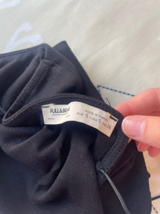 Vestido negro de tirantes para verano
