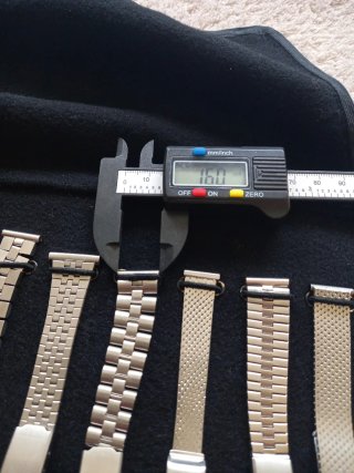 Pulseras de reloj nuevas