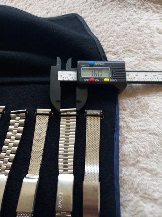Pulseras de reloj nuevas