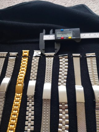 Pulseras de reloj nuevas