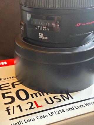 Canon EF 50mm f/1.2L USM