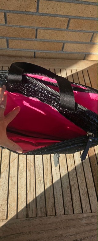 Maletín Portadocumentos Charol Negro marca Tous