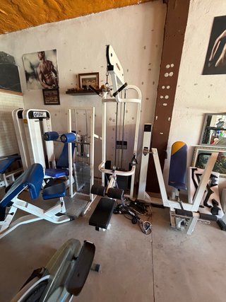 Máquinas de Gimnasio Variadas