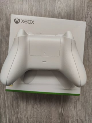 Mando Xbox Robot White