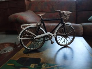 Modellino Bici Vintage Ottone e Plastica