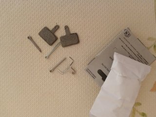 Shimano B05S Disc Brake Pads and Spring
