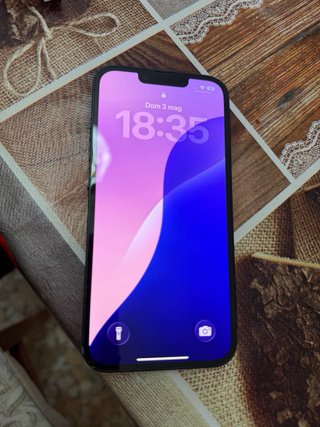 iPhone 14 mezzanotte