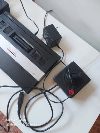 Consola Atari 2600 Negra + 2 Joysticks
