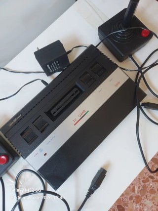Consola Atari 2600 Negra + 2 Joysticks